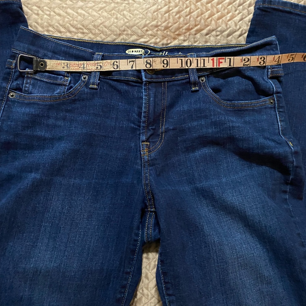 3/ $20 Old Navy The Sweetheart Jeans 8 Reg 30x30 - Picture 2 of 7